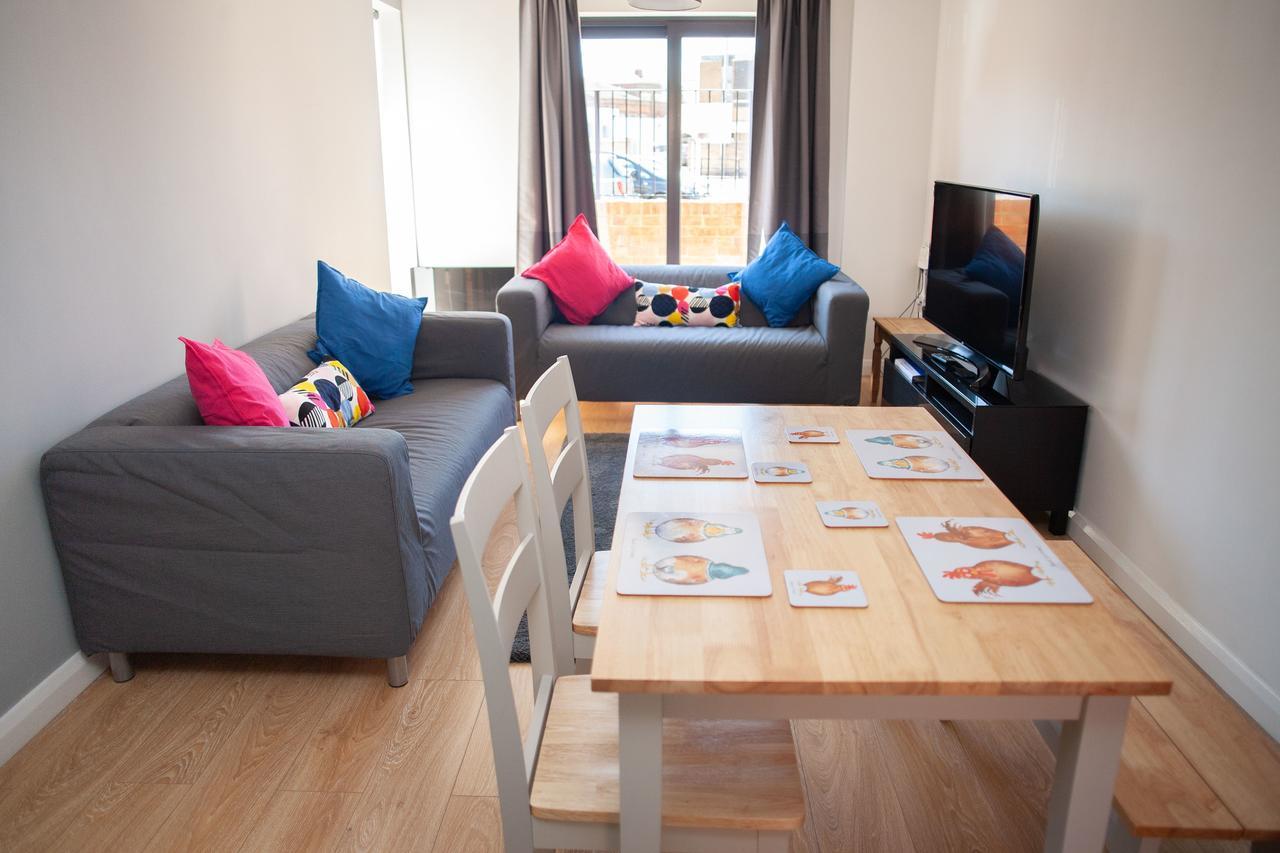 Quire Court Apartment Gloucester Exterior photo